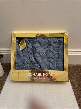 Michael Kors Light Blue Cable-Knit Scarf and Hat Set NIB